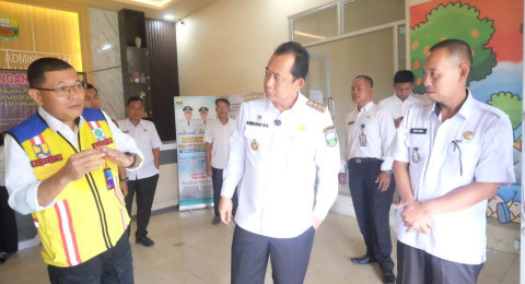 Perlukan Perbaikan, Bupati Muaro Jambi Kunjungi Kantor Camat Kumpeh